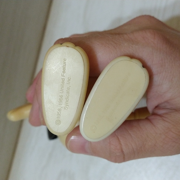 Vintage Snoopy 1958,1966 United Feature Syndicate, PVC Plastic Toy Doll - Picture 3 of 3